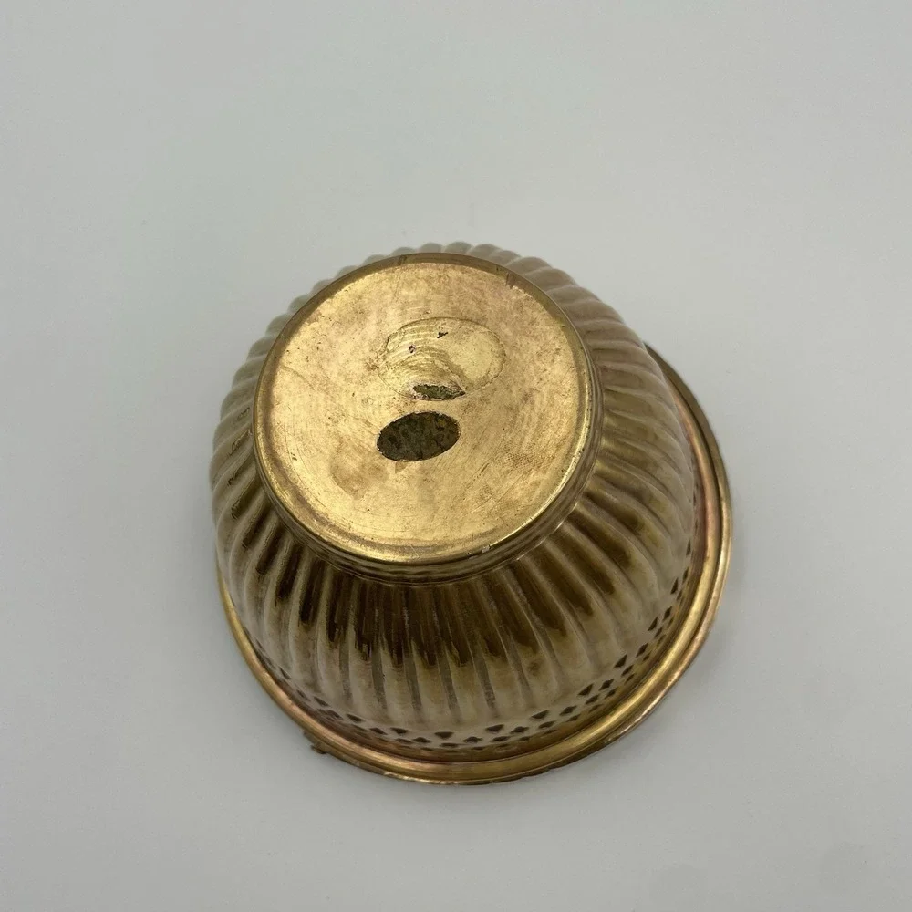 Vintage Cottagecore Brass Basket With Moveable Handle‎ Round With Cut Out Design
